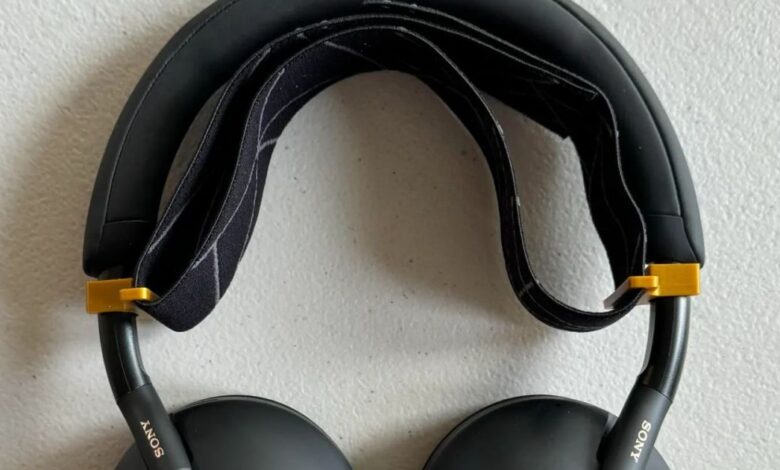 3d printed sony wh 1000xm5 headband holders 3.jpg